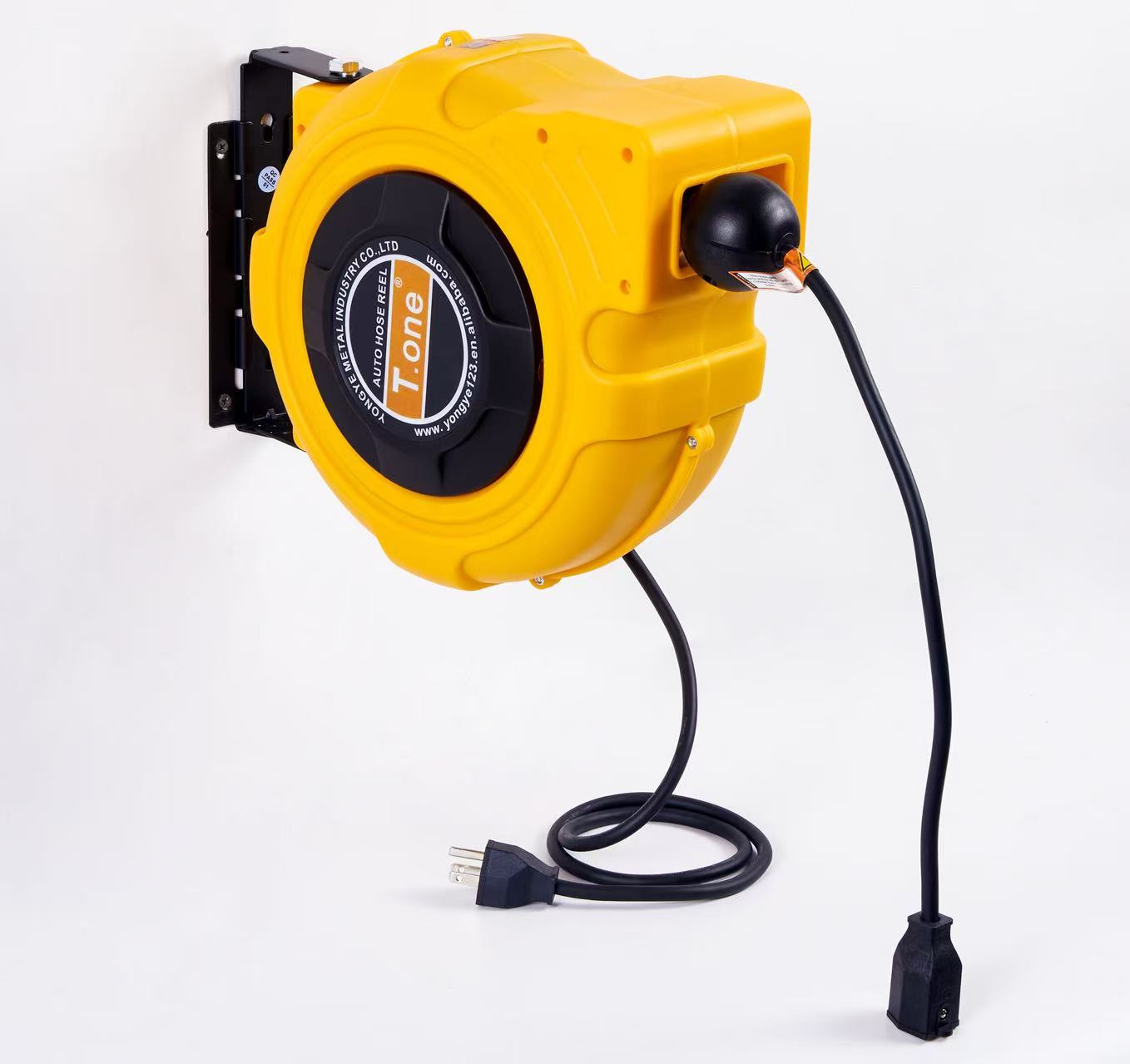 بكرة كابل كهربائي قابلة للسحب  - مراجعة Electric Reel وسعره